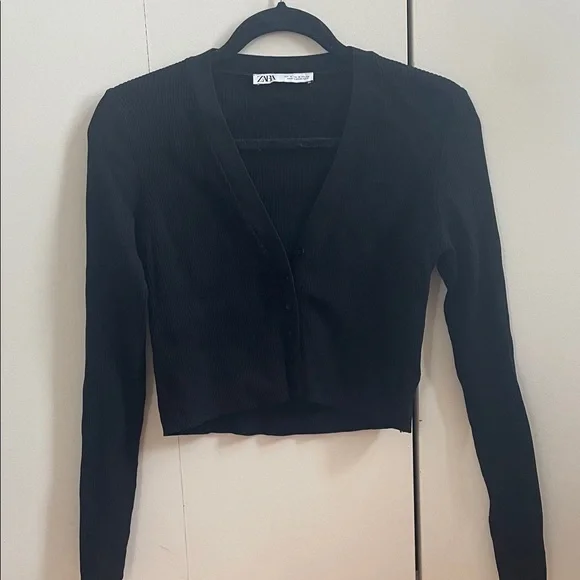 Black Ribbed Cropped Cardigan - Picture 1 of 4